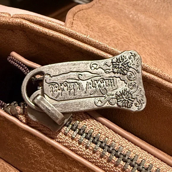 Montana West Tan and Brown Fringe Crossbody Bag - Picture 3 of 5